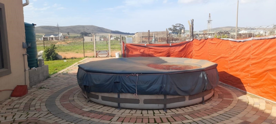 4 Bedroom Property for Sale in Hooikraal Western Cape